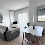 Sunset Hill Апартаменты *
