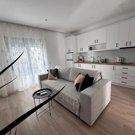 Apartment Sunset Hill Sarande