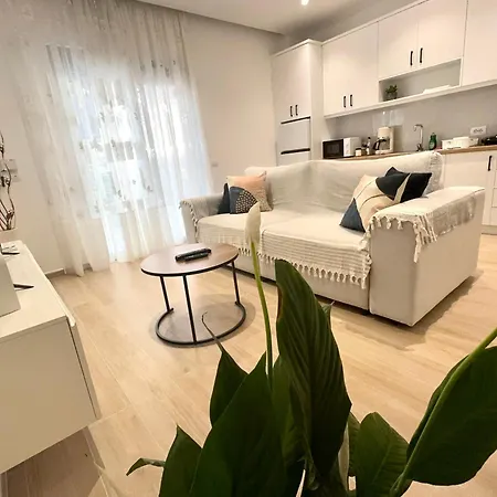 Sunset Hill Sarandë