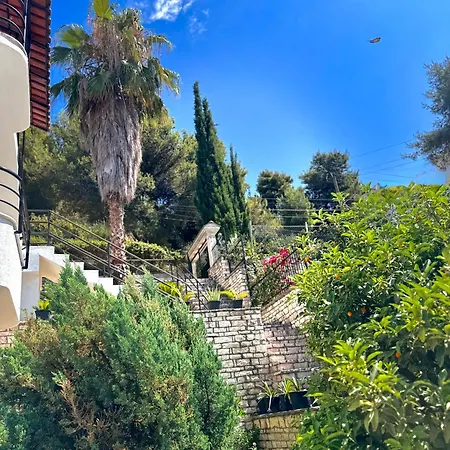 Sunset Hill * Saranda